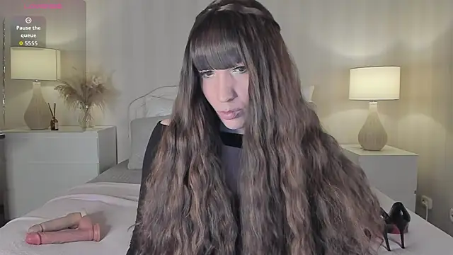 valeriasecret online show from 10-17-25, 05:43