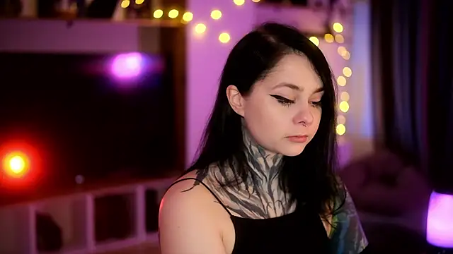 Snapshot of AcidPie chatting on 02-07-25, 03:23 AcidPie online show from 02-07-25, 03:23