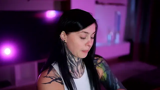 Snapshot of AcidPie chatting on 09-30-25, 07:19 AcidPie online show from 09-30-25, 07:19