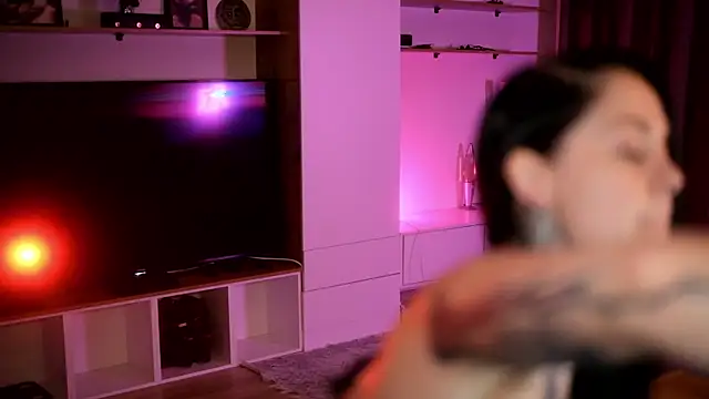 Snapshot of AcidPie chatting on 11-06-25, 07:15 AcidPie online show from 11-06-25, 07:15