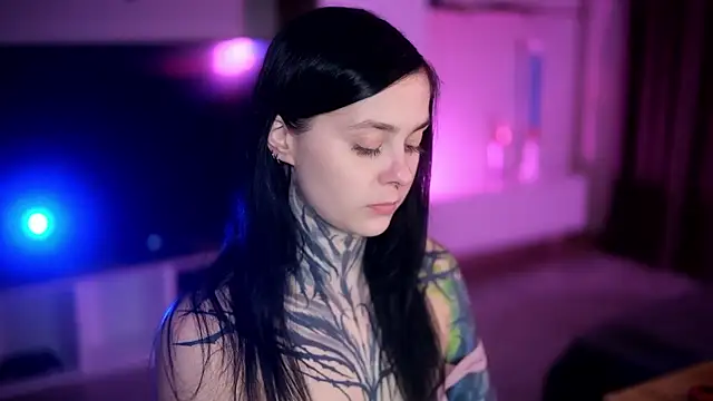 Snapshot of AcidPie chatting on 11-11-25, 07:36 AcidPie online show from 11-11-25, 07:36