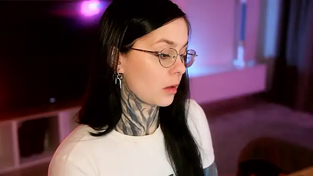 Snapshot of AcidPie chatting on 02-14-26, 09:00 AcidPie online show from 02-14-26, 09:00