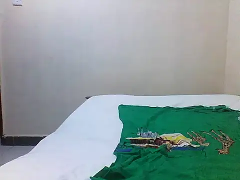 princess-cutie12 online show from 10-24-25, 01:40