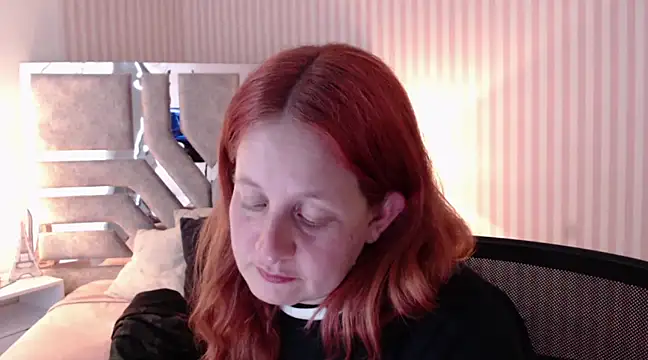 Snapshot of ViioletaMora chatting on 03-11-25, 02:21 ViioletaMora online show from 03-11-25, 02:21