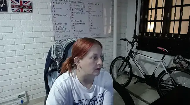 Snapshot of ViioletaMora chatting on 03-12-25, 11:22 ViioletaMora online show from 03-12-25, 11:22