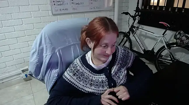 Snapshot of ViioletaMora chatting on 03-13-25, 02:27 ViioletaMora online show from 03-13-25, 02:27