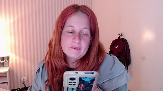 Snapshot of ViioletaMora chatting on 03-14-25, 02:53 ViioletaMora online show from 03-14-25, 02:53