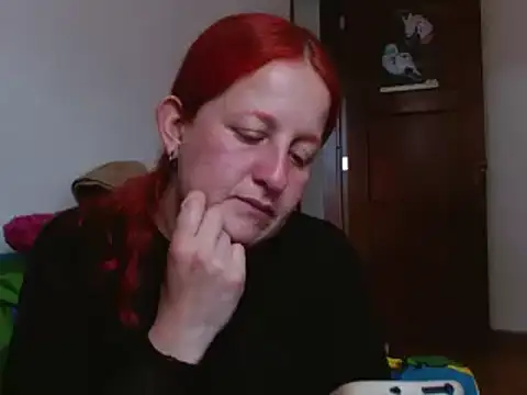 Snapshot of ViioletaMora chatting on 09-15-25, 09:26 ViioletaMora online show from 09-15-25, 09:26