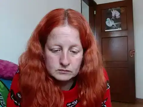 Snapshot of ViioletaMora chatting on 09-18-25, 07:16 ViioletaMora online show from 09-18-25, 07:16