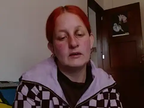 Snapshot of ViioletaMora chatting on 09-24-25, 10:02 ViioletaMora online show from 09-24-25, 10:02