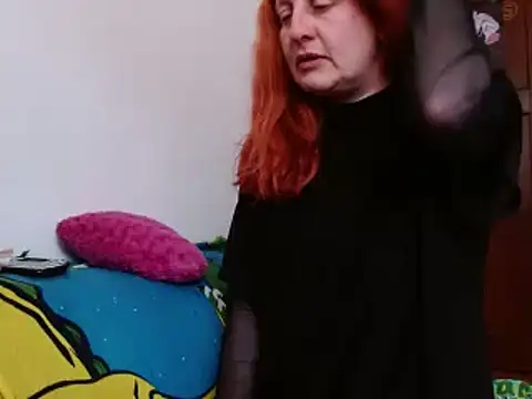 Snapshot of ViioletaMora chatting on 09-26-25, 07:29 ViioletaMora online show from 09-26-25, 07:29