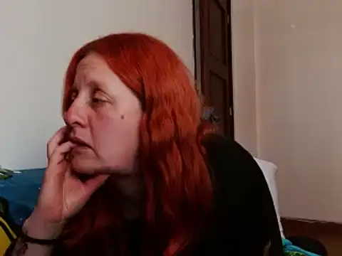 Snapshot of ViioletaMora chatting on 09-27-25, 09:09 ViioletaMora online show from 09-27-25, 09:09