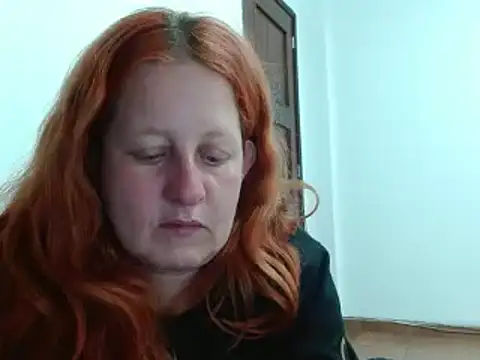 Snapshot of ViioletaMora chatting on 10-03-25, 05:48 ViioletaMora online show from 10-03-25, 05:48