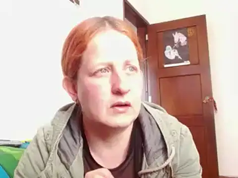 Snapshot of ViioletaMora chatting on 11-01-25, 09:28 ViioletaMora online show from 11-01-25, 09:28