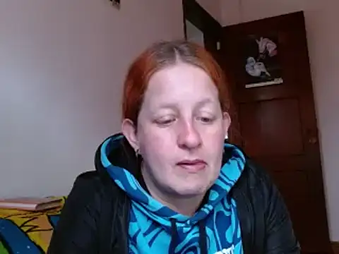 Snapshot of ViioletaMora chatting on 11-09-25, 08:51 ViioletaMora online show from 11-09-25, 08:51