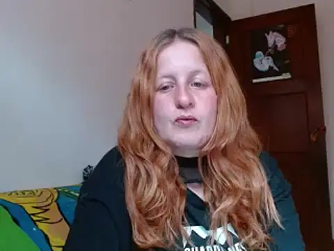 Snapshot of ViioletaMora chatting on 11-30-25, 08:24 ViioletaMora online show from 11-30-25, 08:24