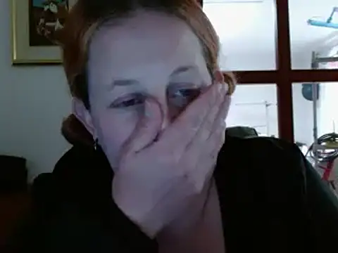 Snapshot of ViioletaMora chatting on 12-13-25, 07:53 ViioletaMora online show from 12-13-25, 07:53