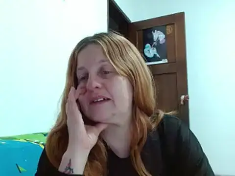 Snapshot of ViioletaMora chatting on 12-16-25, 04:28 ViioletaMora online show from 12-16-25, 04:28