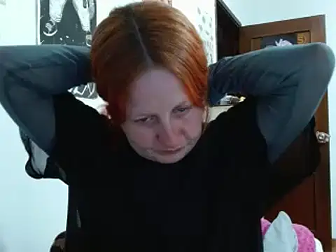 Snapshot of ViioletaMora chatting on 02-01-26, 12:42 ViioletaMora online show from 02-01-26, 12:42