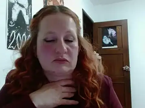 Snapshot of ViioletaMora chatting on 02-18-26, 02:40 ViioletaMora online show from 02-18-26, 02:40