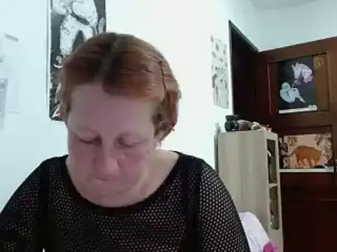 Snapshot of ViioletaMora chatting on 02-19-26, 11:45 ViioletaMora online show from 02-19-26, 11:45