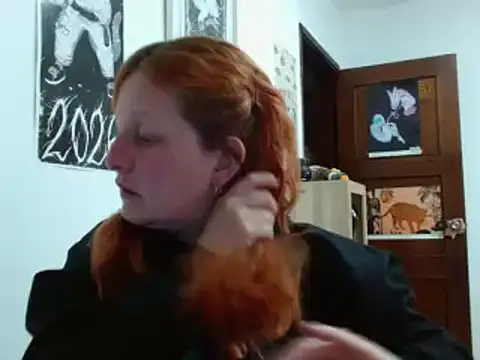 Snapshot of ViioletaMora chatting on 02-21-26, 07:31 ViioletaMora online show from 02-21-26, 07:31