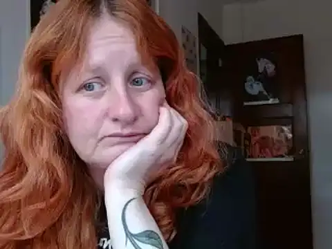 Snapshot of ViioletaMora chatting on 02-23-26, 05:43 ViioletaMora online show from 02-23-26, 05:43