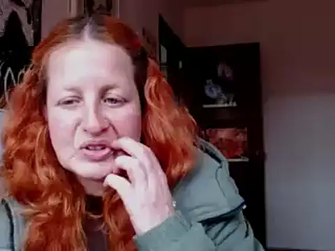 Snapshot of ViioletaMora chatting on 02-24-26, 07:56 ViioletaMora online show from 02-24-26, 07:56