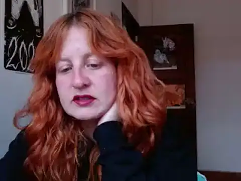 Snapshot of ViioletaMora chatting on 02-26-26, 07:35 ViioletaMora online show from 02-26-26, 07:35