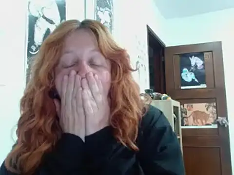 Snapshot of ViioletaMora chatting on 02-27-26, 07:41 ViioletaMora online show from 02-27-26, 07:41