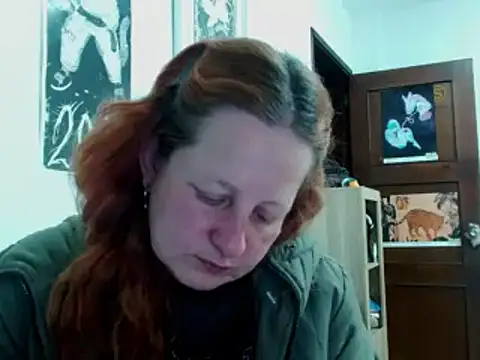 Snapshot of ViioletaMora chatting on 03-10-26, 12:04 ViioletaMora online show from 03-10-26, 12:04