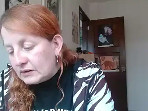 Snapshot of ViioletaMora chatting on 03-15-26, 07:31 ViioletaMora online show from 03-15-26, 07:31