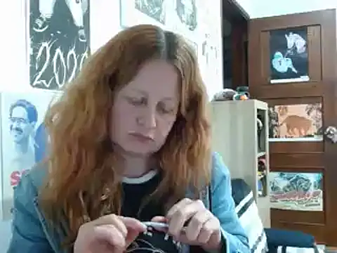 ViioletaMora online show from 06-19-26, 07:45