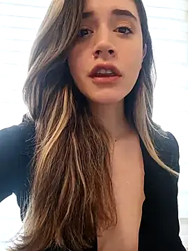 Snapshot of maliciaworld chatting on 02-11-25, 05:07 maliciaworld online show from 02-11-25, 05:07