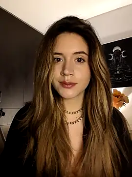 Snapshot of maliciaworld chatting on 10-09-25, 10:41 maliciaworld online show from 10-09-25, 10:41