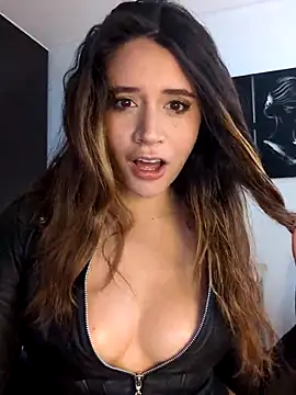 Snapshot of maliciaworld chatting on 02-06-26, 08:12 maliciaworld online show from 02-06-26, 08:12