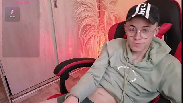 Elian Cooper online show from 02-27-25, 01:28