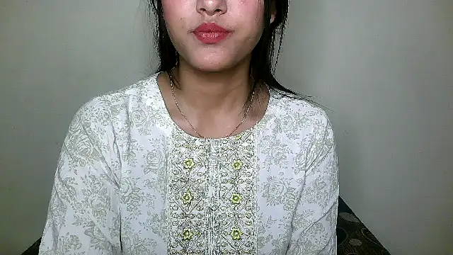 Snapshot of Princess_noorjahan chatting on 12-23-24, 11:49 Princess noorjahan online show from 12-23-24, 11:49