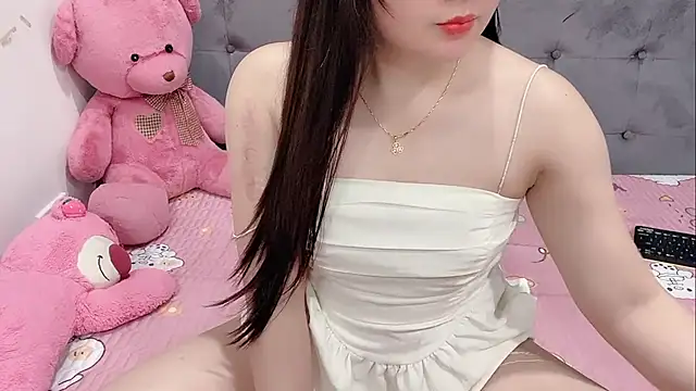 Snapshot of Funikio chatting on 09-16-25, 02:34 Funikio online show from 09-16-25, 02:34