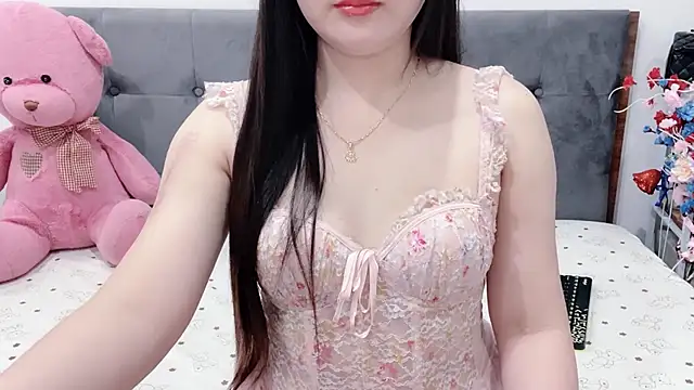 Funikio online show from 05-18-26, 02:07