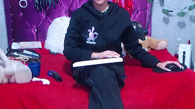 AyshaScott online show from 11-02-25, 12:40