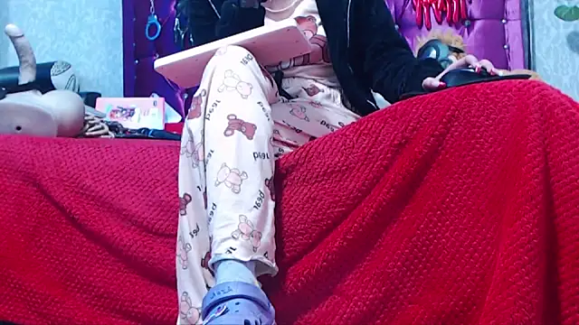 AyshaScott online show from 02-26-26, 01:21