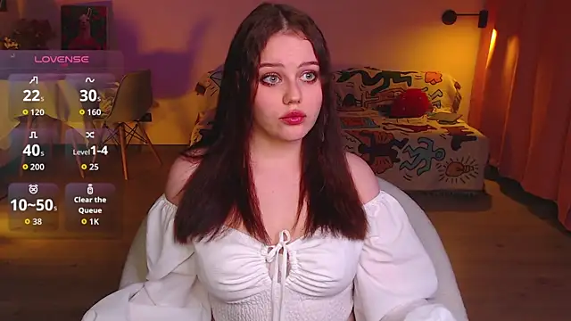 Snapshot of sensual_me chatting on 12-18-25, 06:08 sensual me online show from 12-18-25, 06:08