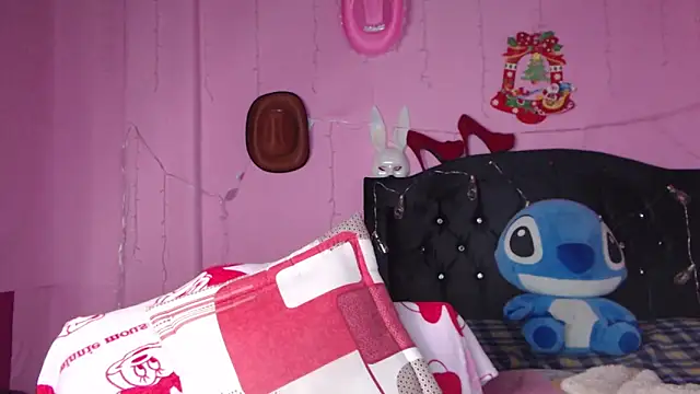 Snapshot of NikkiRous_ chatting on 02-28-25, 04:31 NikkiRous online show from 02-28-25, 04:31