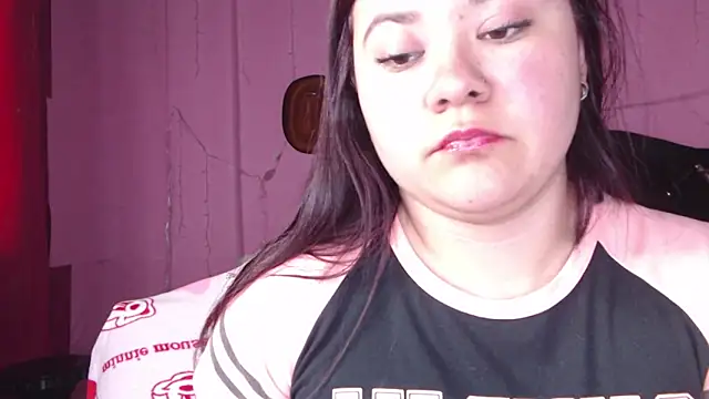 Snapshot of NikkiRous_ chatting on 03-11-25, 07:36 NikkiRous online show from 03-11-25, 07:36