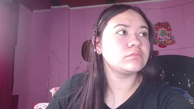 Snapshot of NikkiRous_ chatting on 03-20-25, 12:32 NikkiRous online show from 03-20-25, 12:32