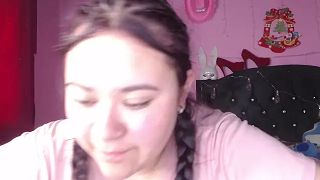 Snapshot of NikkiRous_ chatting on 03-21-25, 04:29 NikkiRous online show from 03-21-25, 04:29