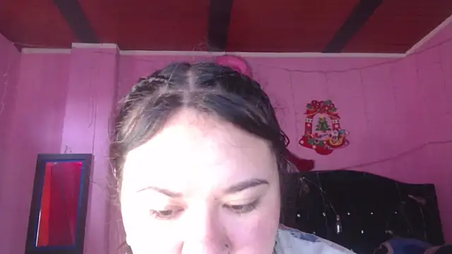 Snapshot of NikkiRous_ chatting on 09-19-25, 12:39 NikkiRous online show from 09-19-25, 12:39