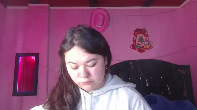 Snapshot of NikkiRous_ chatting on 10-04-25, 12:47 NikkiRous online show from 10-04-25, 12:47