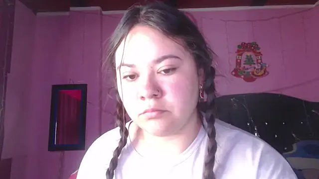 Snapshot of NikkiRous_ chatting on 10-10-25, 10:47 NikkiRous online show from 10-10-25, 10:47